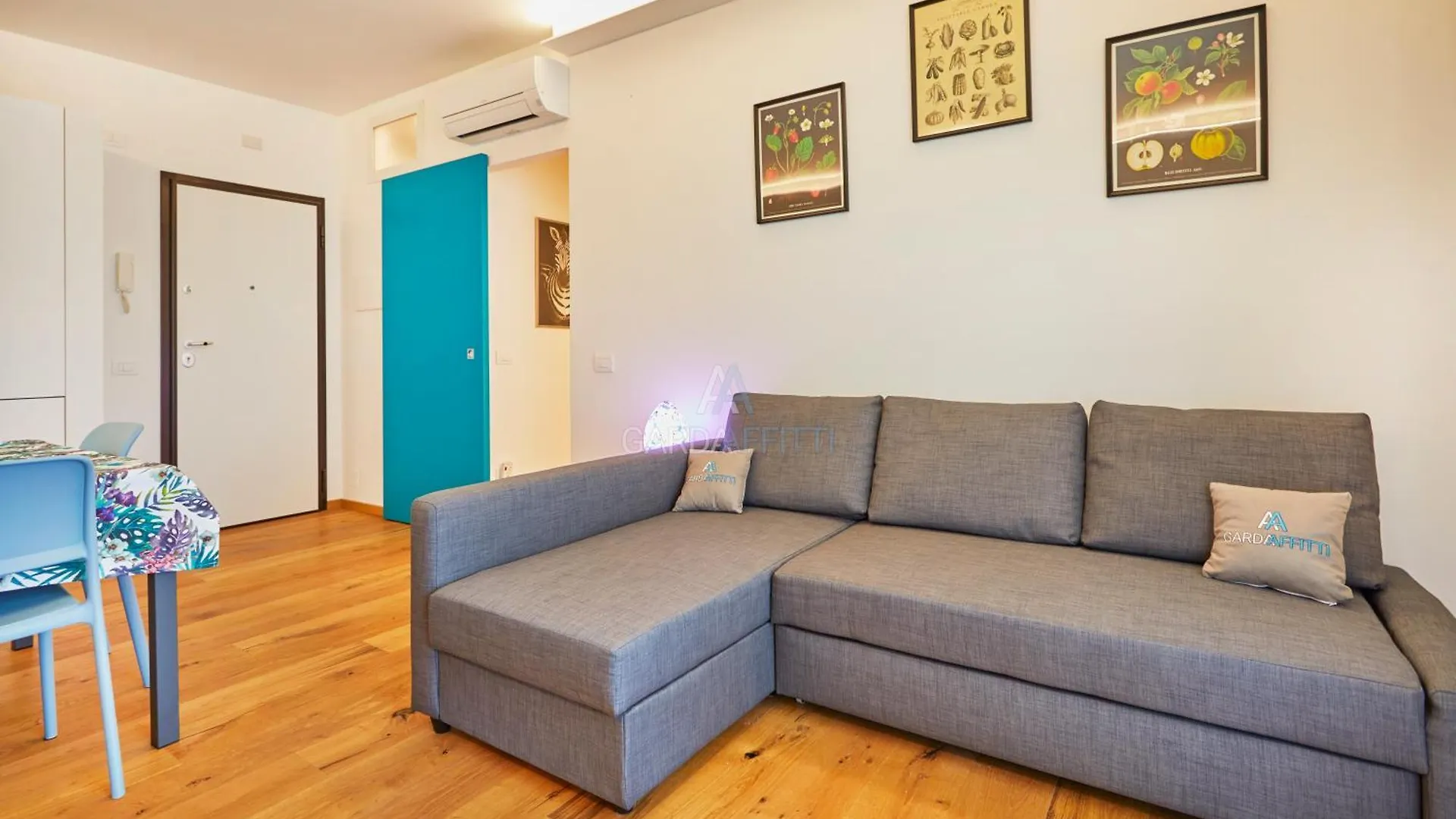 Kyoto Apartment - Eleganza Moderna Vicino Alle Meraviglie Del Garda Peschiera del Garda Italy
