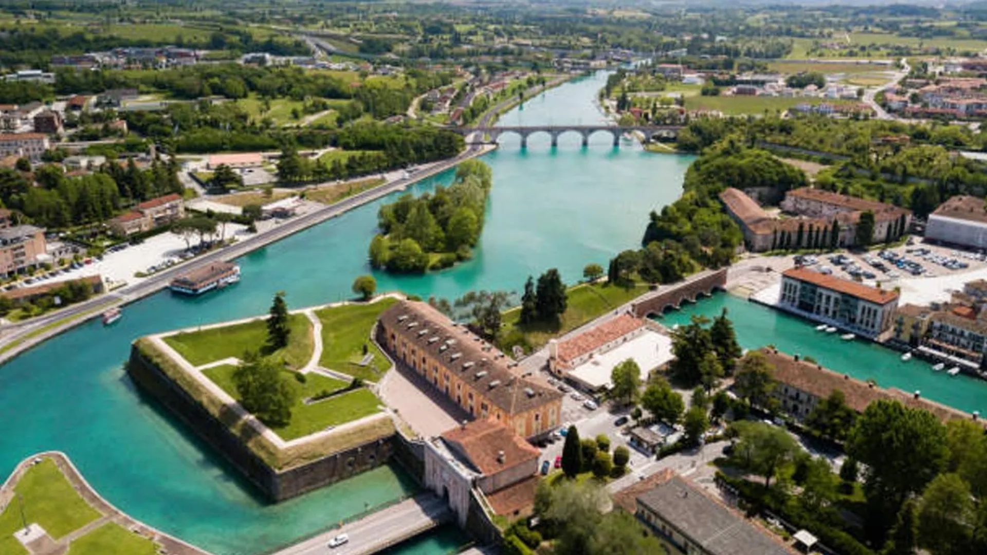 Kyoto Apartment - Eleganza Moderna Vicino Alle Meraviglie Del Garda Peschiera del Garda