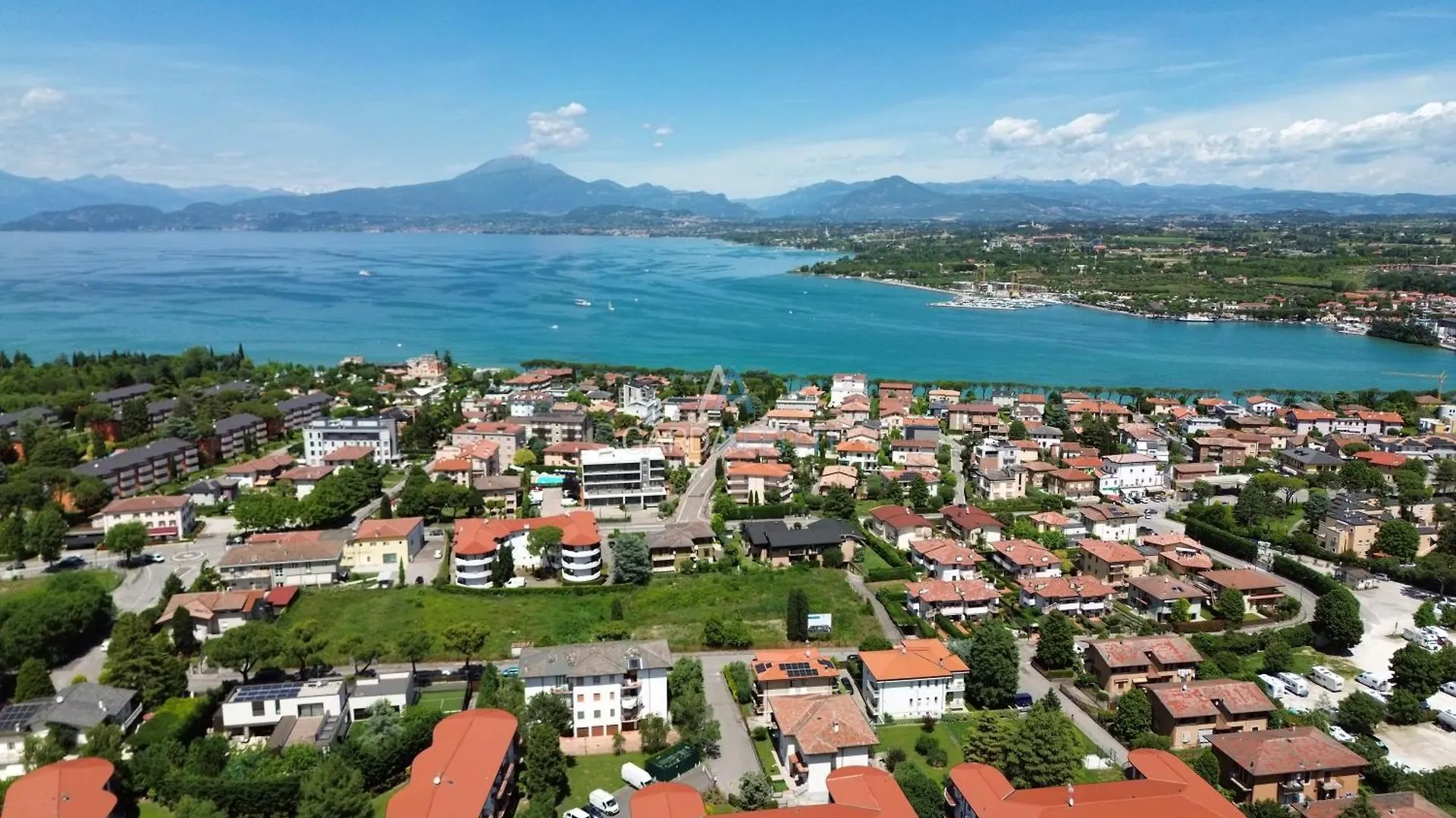 Kyoto Apartment - Eleganza Moderna Vicino Alle Meraviglie Del Garda Peschiera del Garda